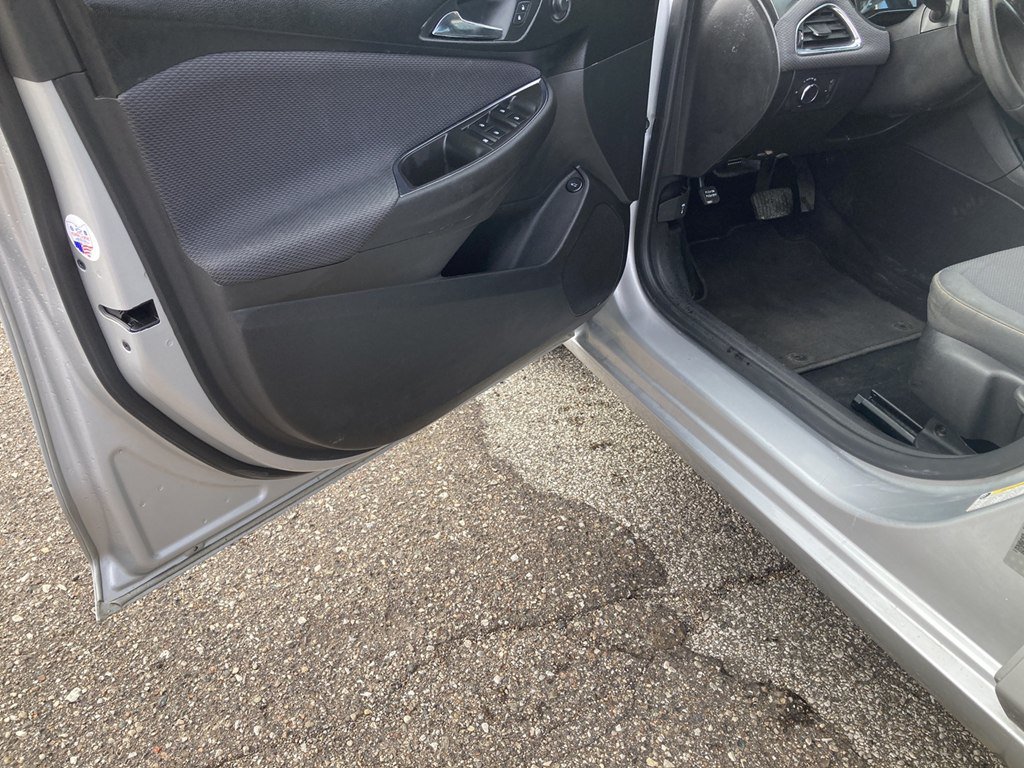 Used 2019 Chevrolet Cruze LS w/ LS Fleet Convenience Package FWD image 5