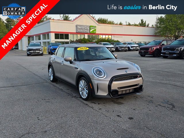 Used 2024 MINI Cooper S image 1