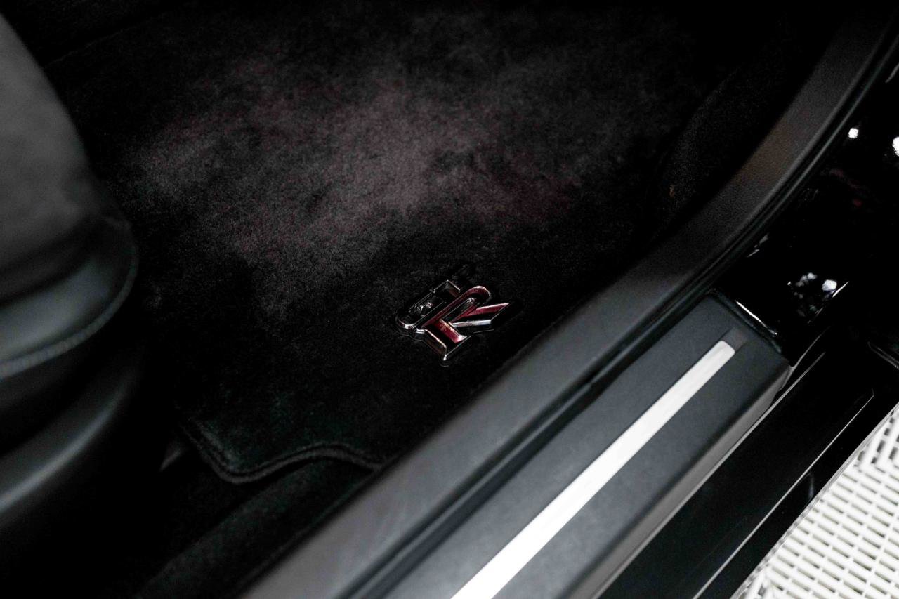 Used 2015 Nissan GT-R Premium AWD/4WD image 63