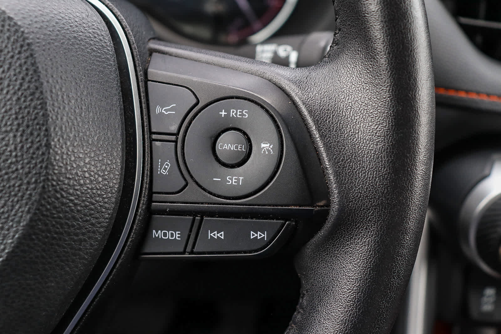 Used 2024 Toyota RAV4 Adventure image 24