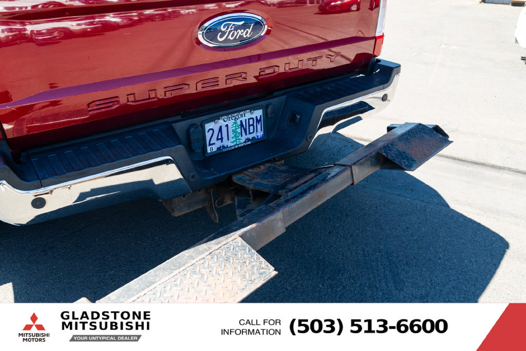 Used 2017 Ford F350 Lariat AWD/4WD image 10