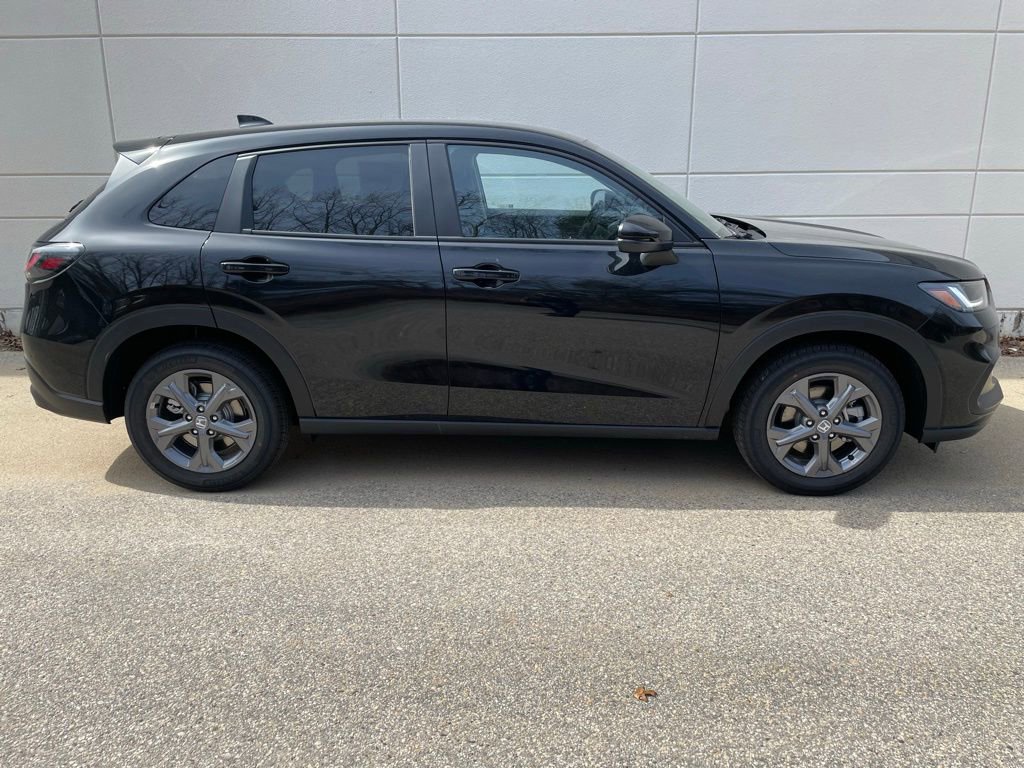 New 2026 Honda HR-V LX image 5