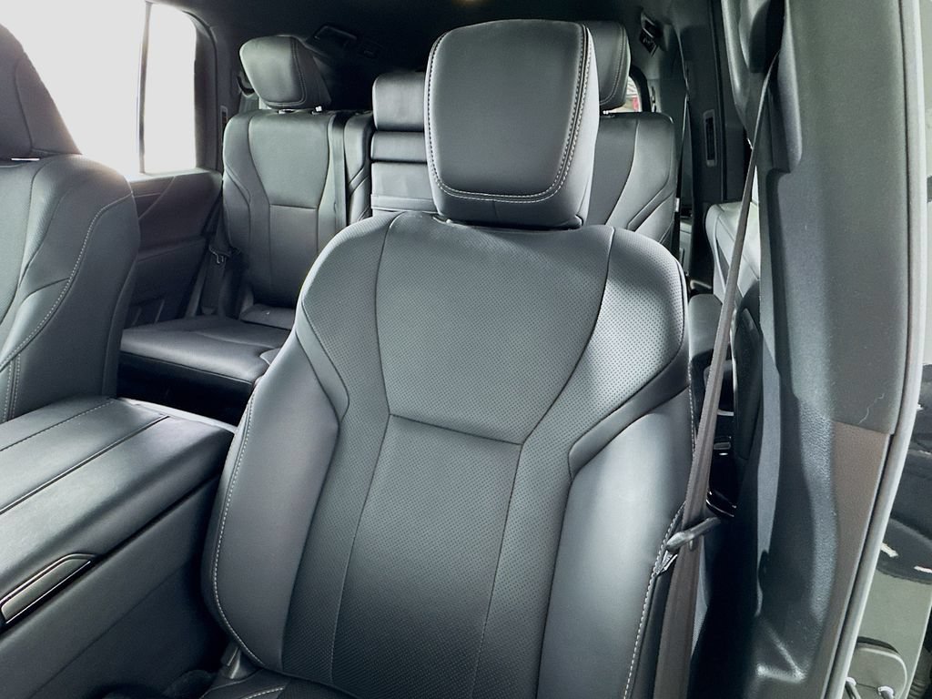 Used 2024 Lexus LX 600 4WD w/ Interior Upgrade Package image 24