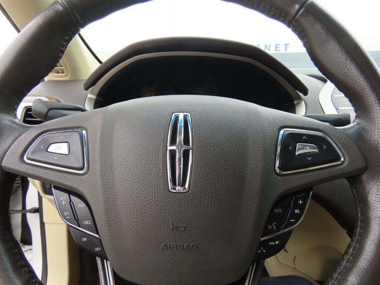 Used 2013 Lincoln MKZ Hybrid FWD image 26