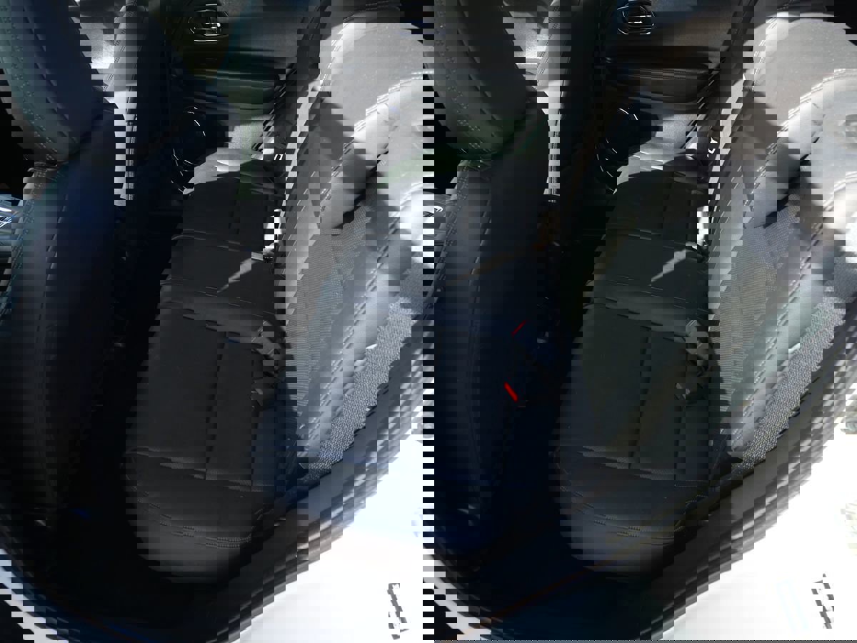 Used 2019 Honda HR-V Touring image 21