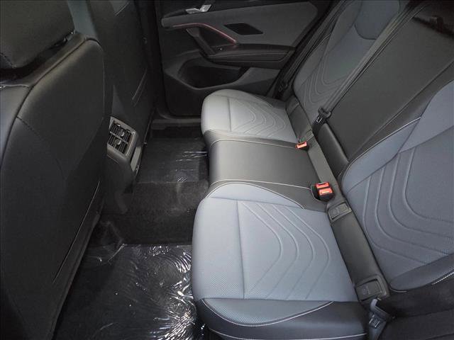 New 2026 Volkswagen Tiguan SE R-Line image 15