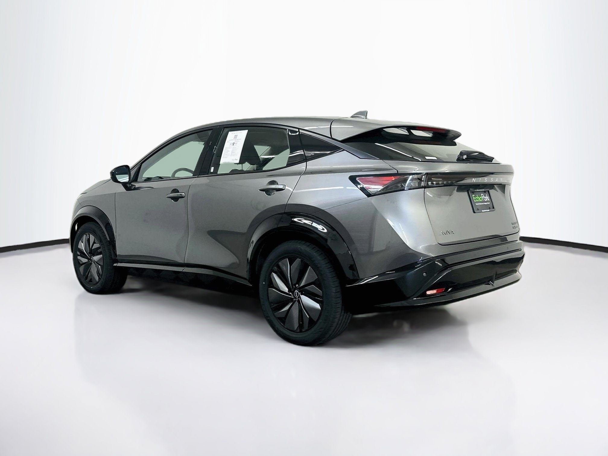 Used 2023 Nissan Ariya AWD image 5
