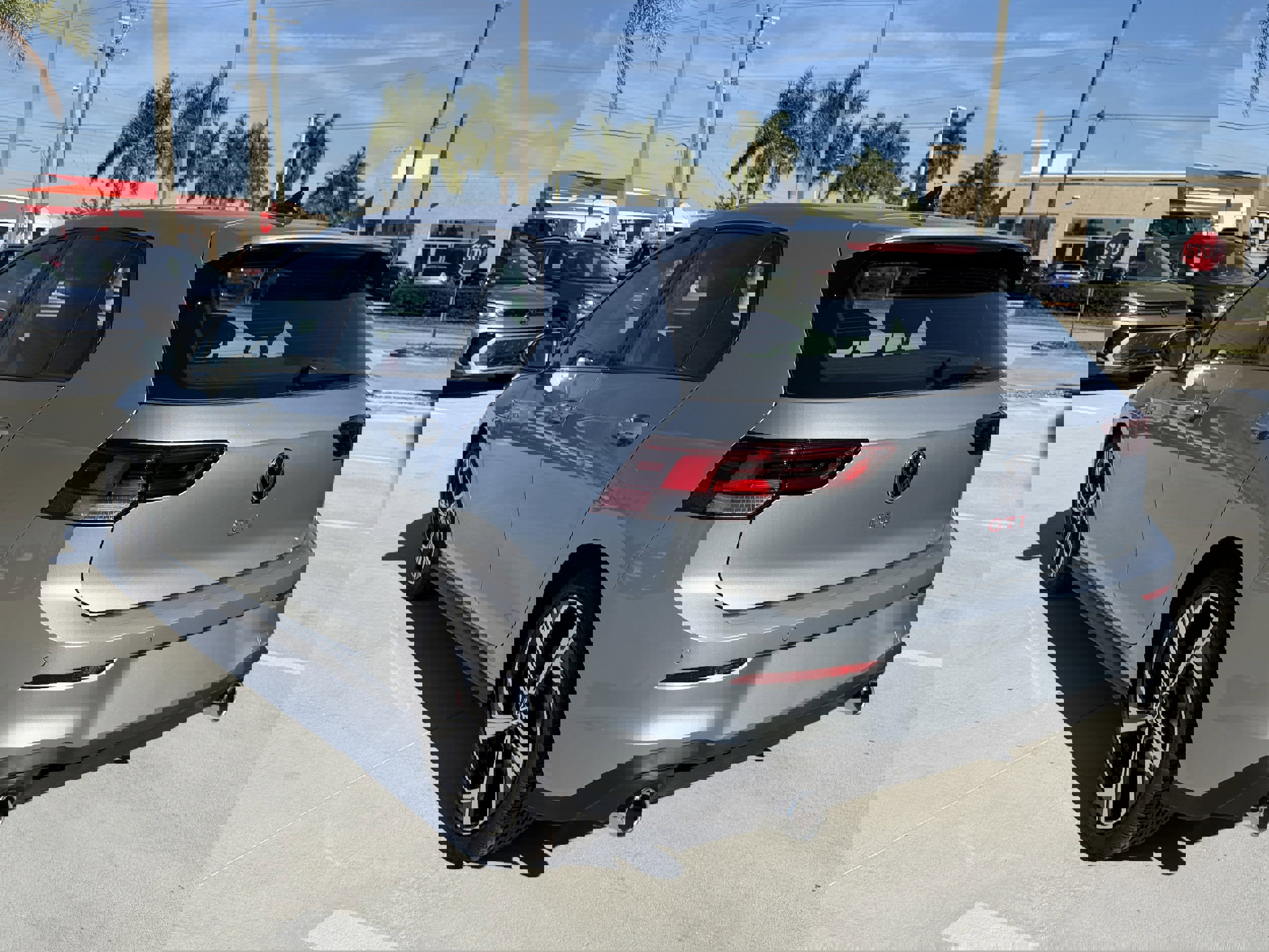 New 2026 Volkswagen GTI SE image 5