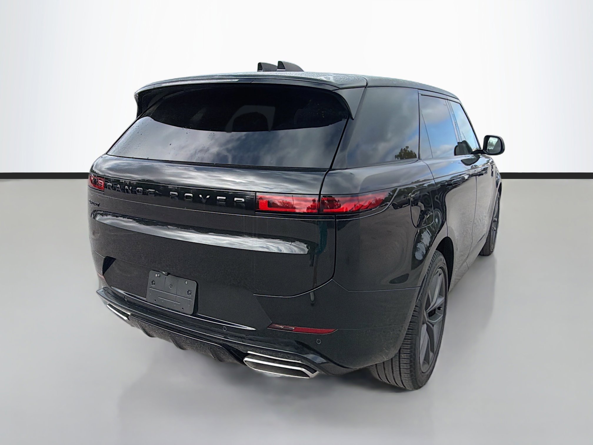 Used 2025 Land Rover Range Rover Sport Dynamic SE image 5