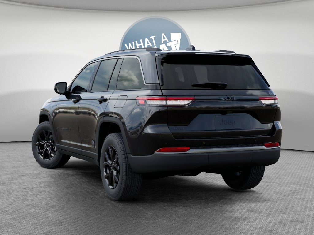 New 2026 Jeep Grand Cherokee Altitude AWD/4WD image 4