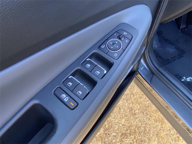 Used 2023 Hyundai Santa Fe Limited image 21