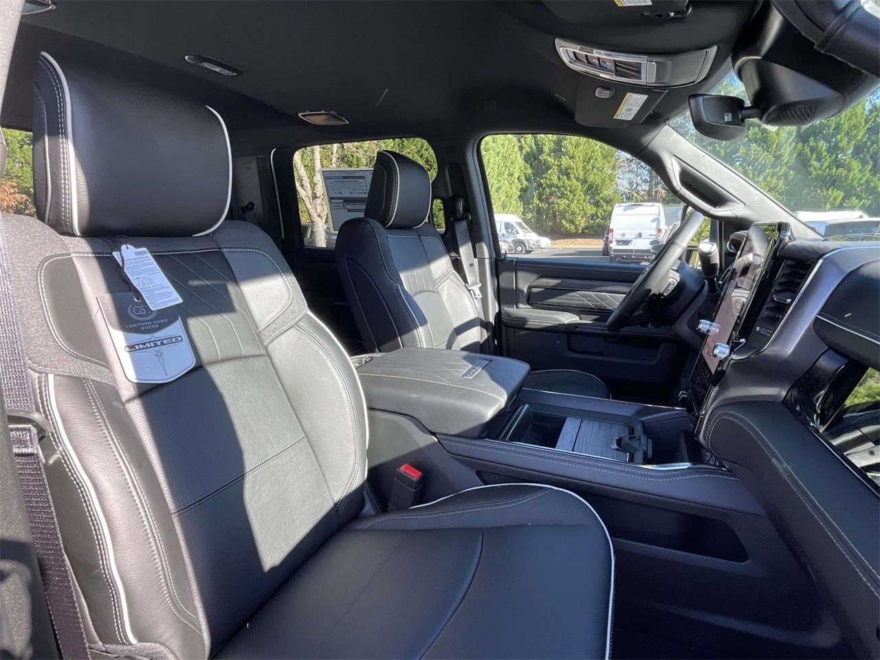 New 2026 RAM 3500 Limited image 24