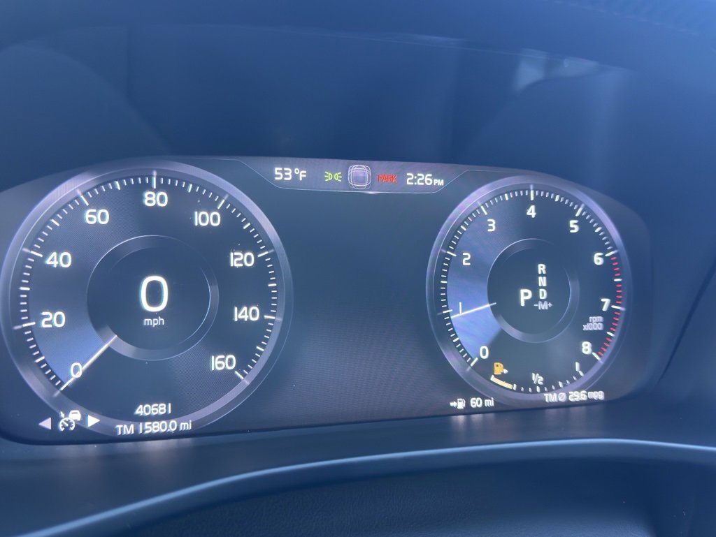 Used 2020 Volvo XC40 T4 Inscription image 62