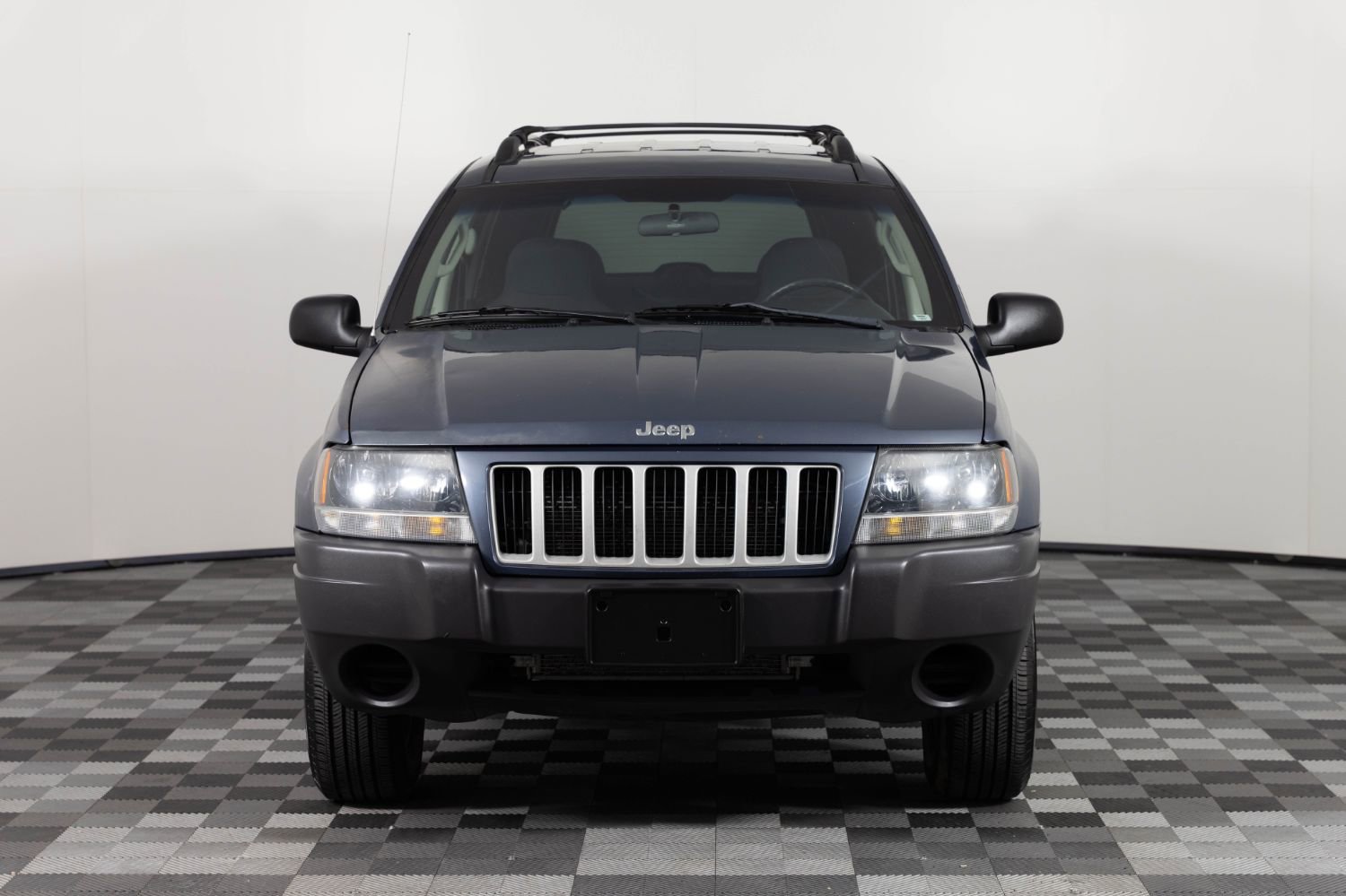 Used 2004 Jeep Grand Cherokee Laredo w/ Convenience Group AWD/4WD image 11
