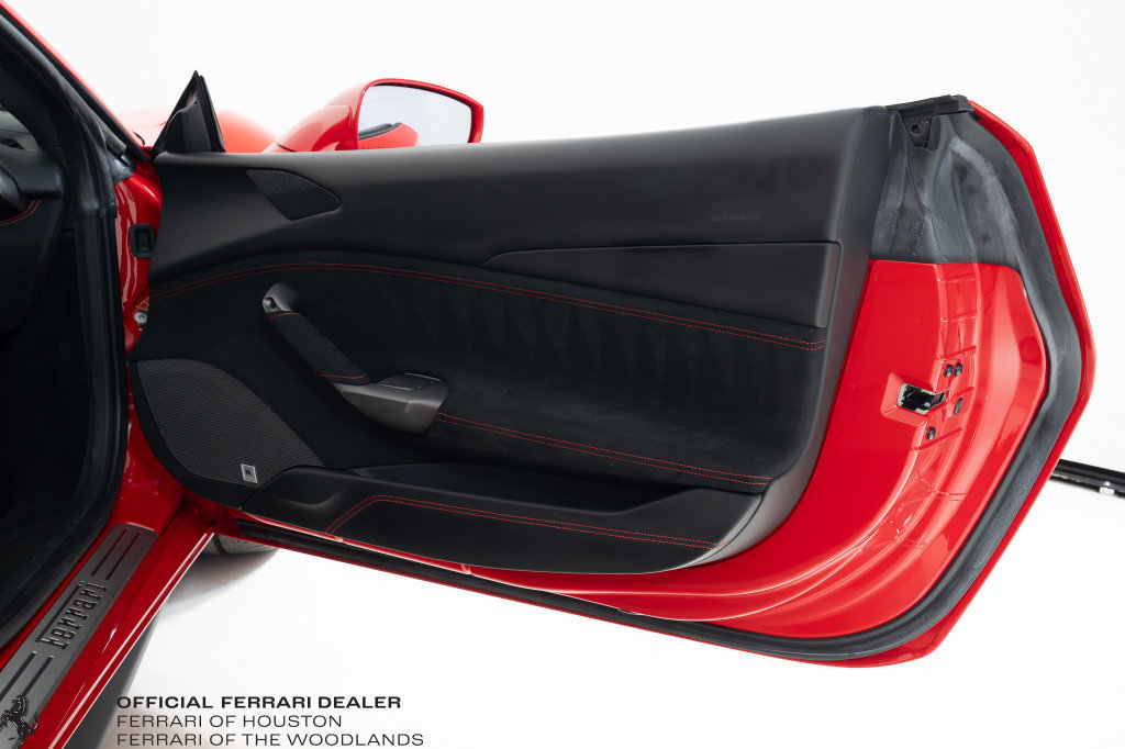 Certified 2017 Ferrari 488 GTB RWD image 24