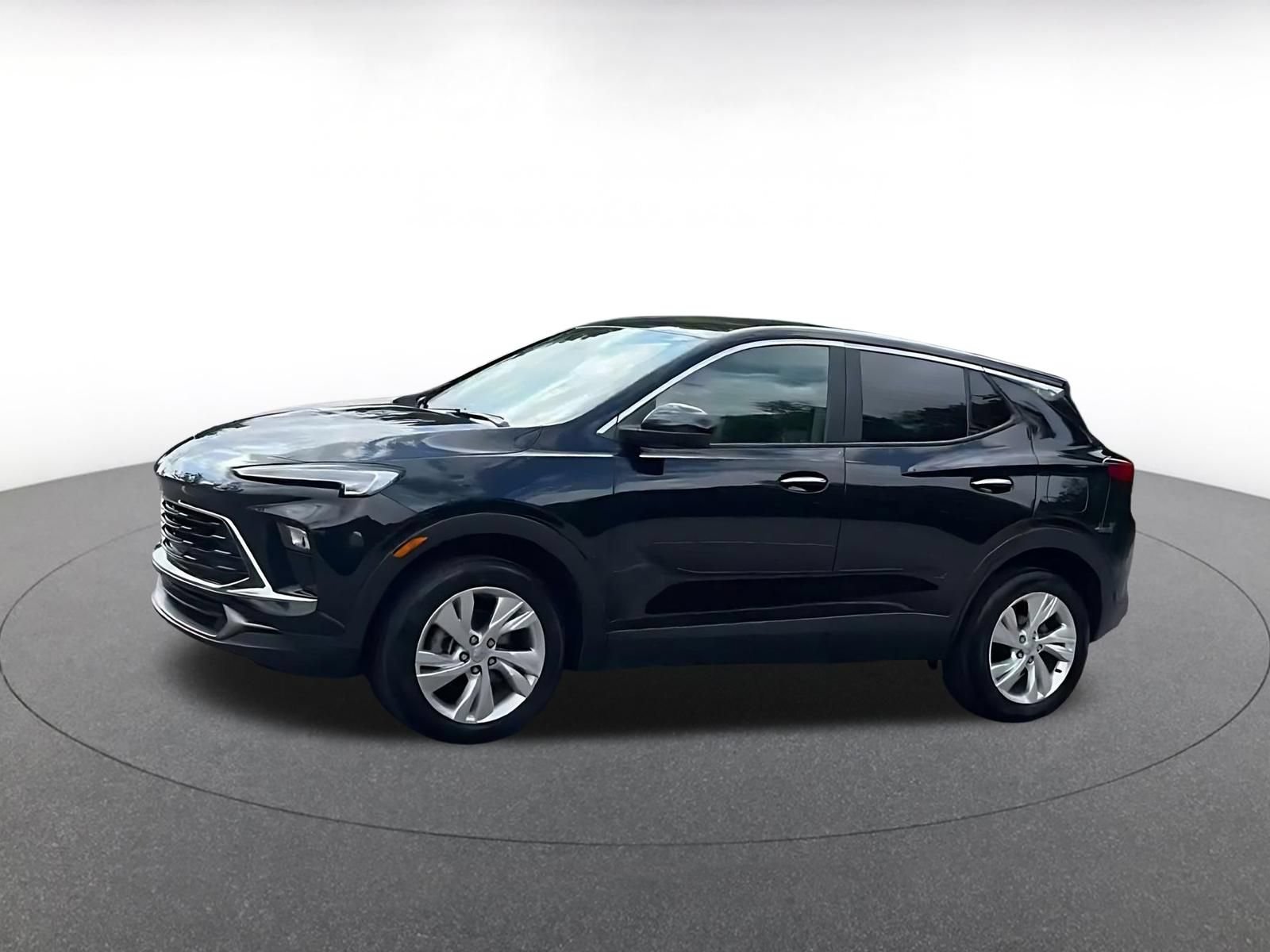 Used 2025 Buick Encore GX Preferred AWD/4WD image 8