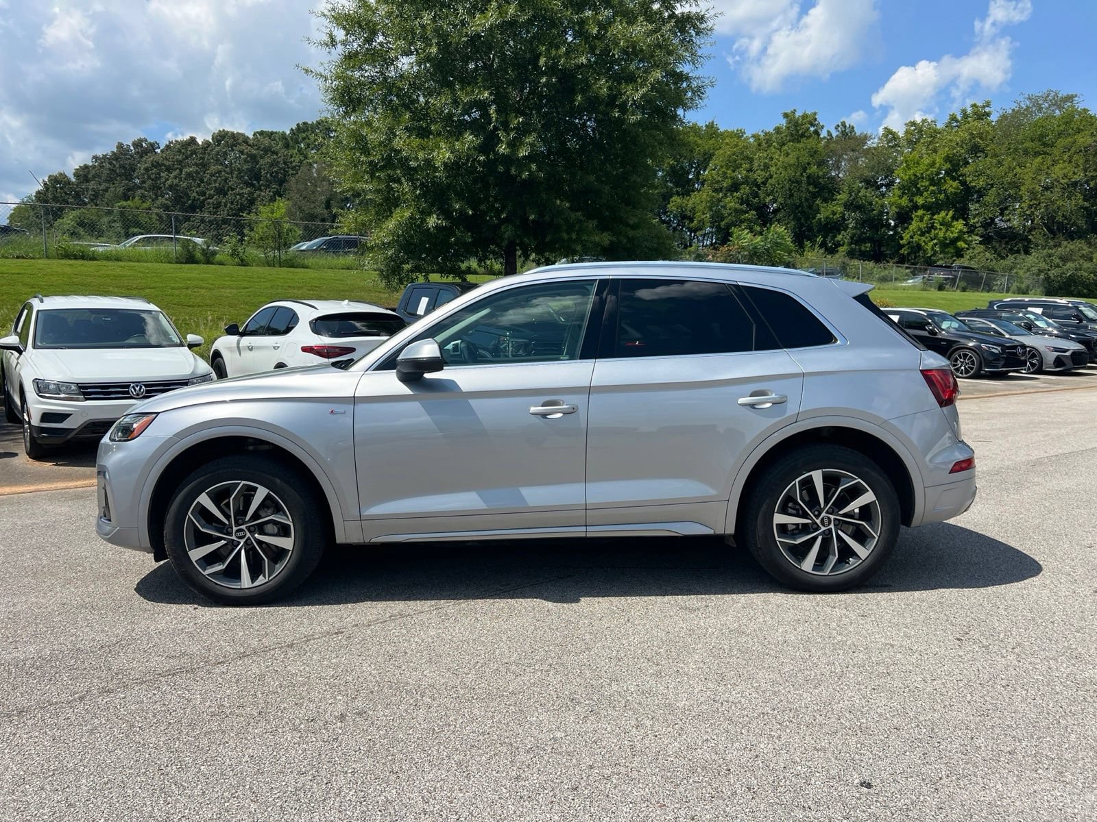 Used 2022 Audi Q5 2.0T Premium Plus AWD/4WD image 3