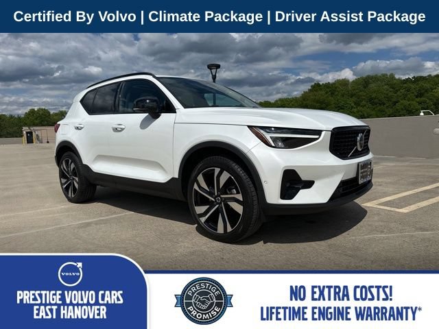 Certified 2023 Volvo XC40 B5 Plus w/ Protection Package Premier AWD/4WD image 1