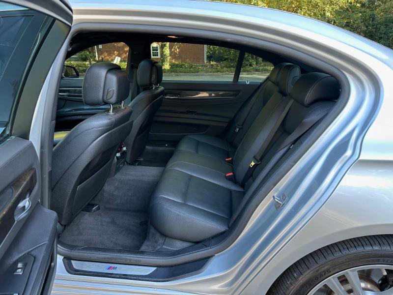Used 2013 BMW 740Li image 18