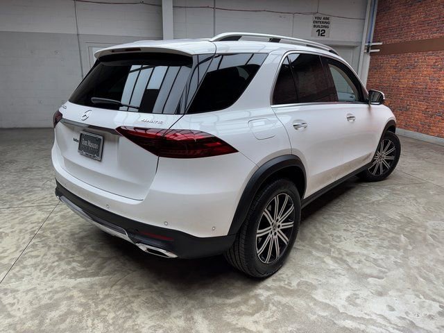 Certified 2025 Mercedes-Benz GLE 450e 4MATIC image 4