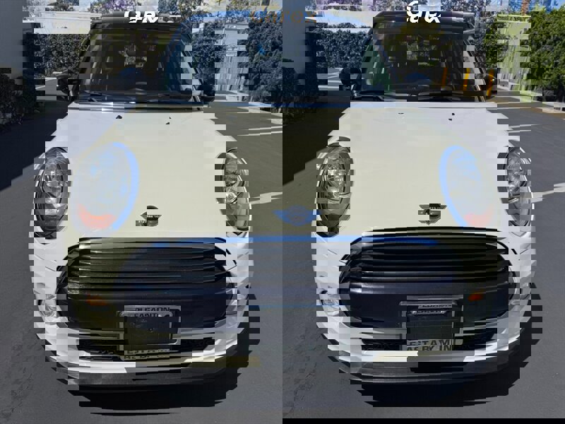 Used 2016 MINI Cooper 4-Door Hardtop image 5