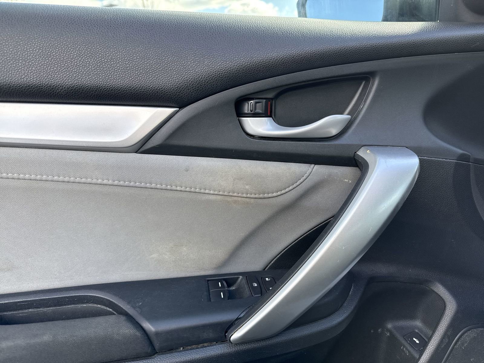 Used 2016 Honda Civic EX-T image 12