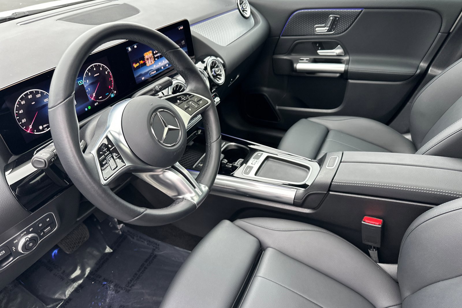 Certified 2025 Mercedes-Benz GLA 250 4MATIC image 10