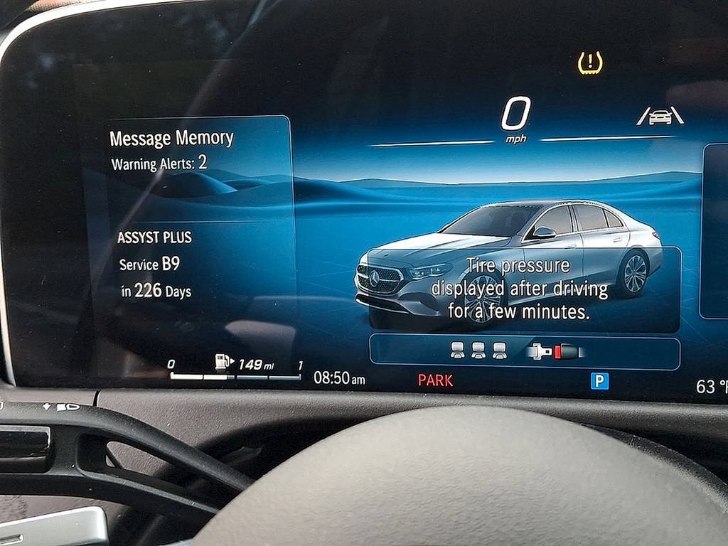 Used 2024 Mercedes-Benz E 350 4MATIC Sedan image 20