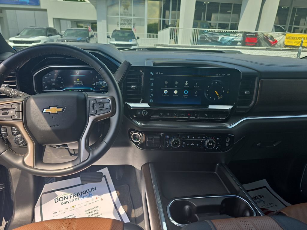 Used 2024 Chevrolet Silverado 2500 High Country w/ High Country Premium Package AWD/4WD image 12