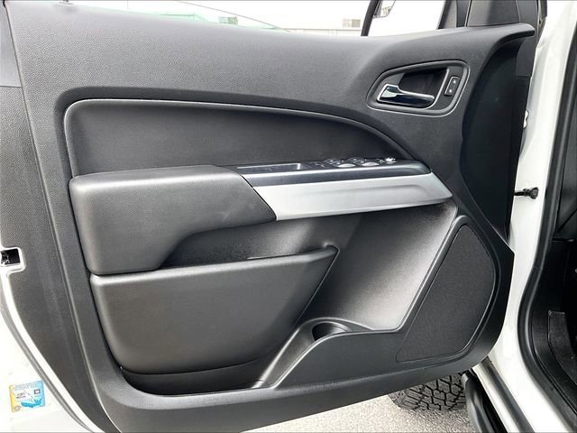 Used 2020 Chevrolet Colorado ZR2 w/ Colorado ZR2 Bison Edition AWD/4WD image 9