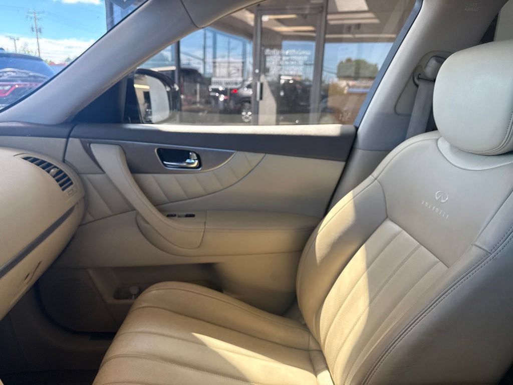 Used 2012 INFINITI FX35 AWD w/ Premium Pkg image 28