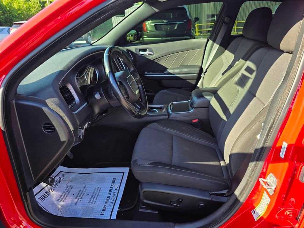 Used 2022 Dodge Charger SXT RWD image 11