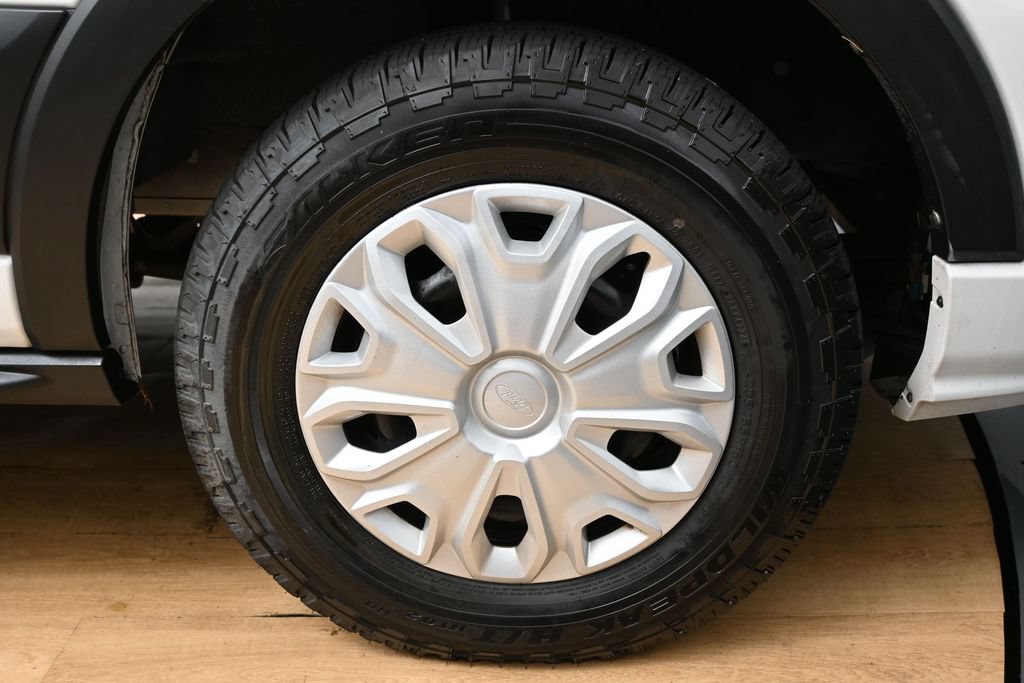 Used 2022 Ford Transit 350 XLT RWD image 11
