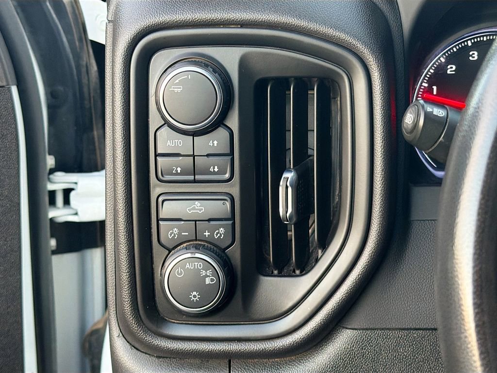 Used 2023 Chevrolet Silverado 1500 Custom Trail Boss image 32