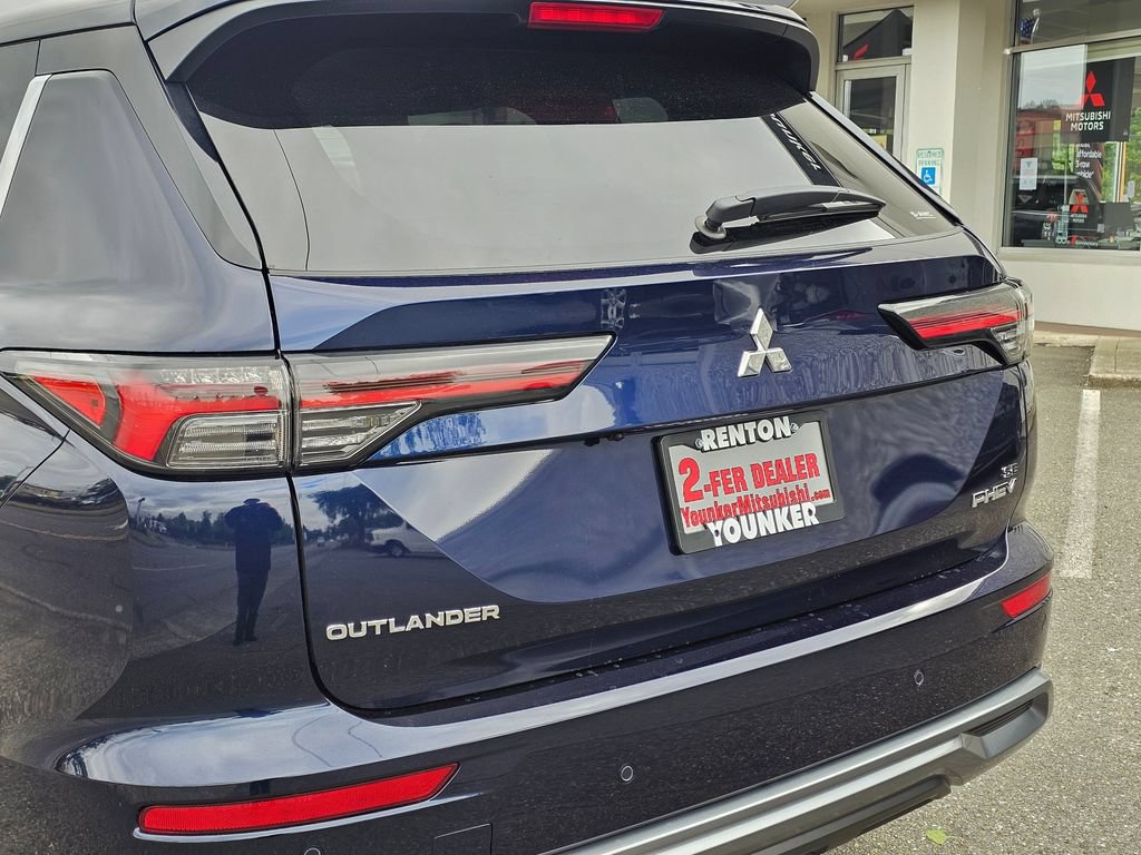 New 2026 Mitsubishi Outlander SE AWD/4WD image 10