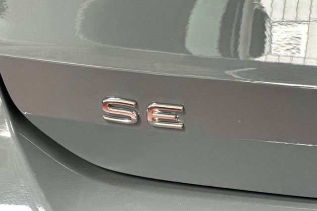 Certified 2022 Volkswagen Taos SE FWD image 35