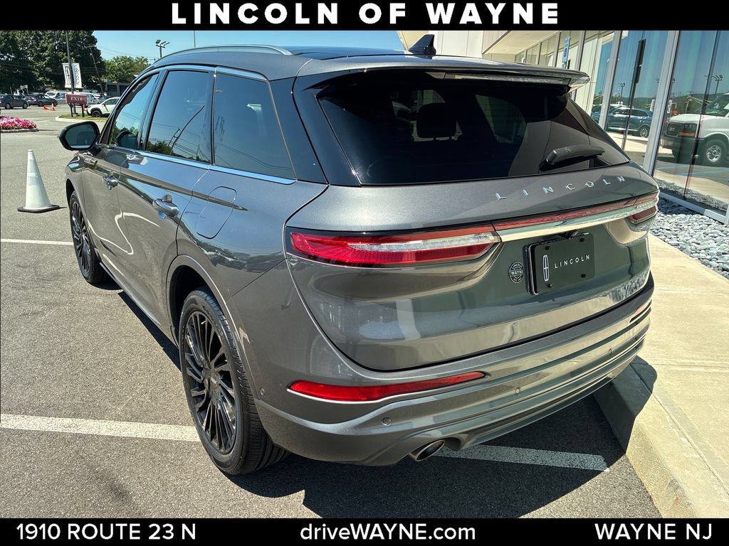 Certified 2022 Lincoln Corsair Reserve w/ Equipment Group 201A AWD/4WD image 4