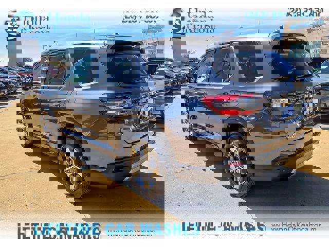 Used 2024 Honda Pilot EX-L image 3