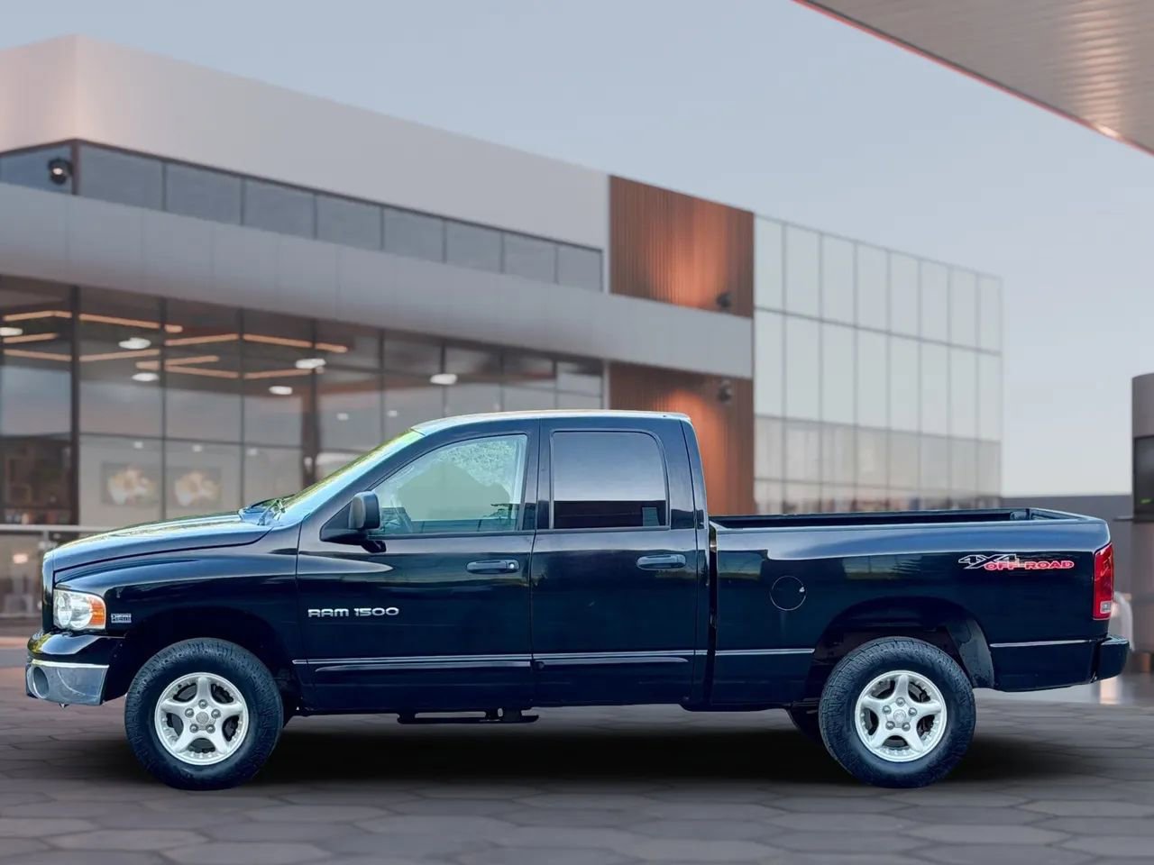 Used 2003 Dodge Ram 1500 Truck 4x4 Quad Cab image 6