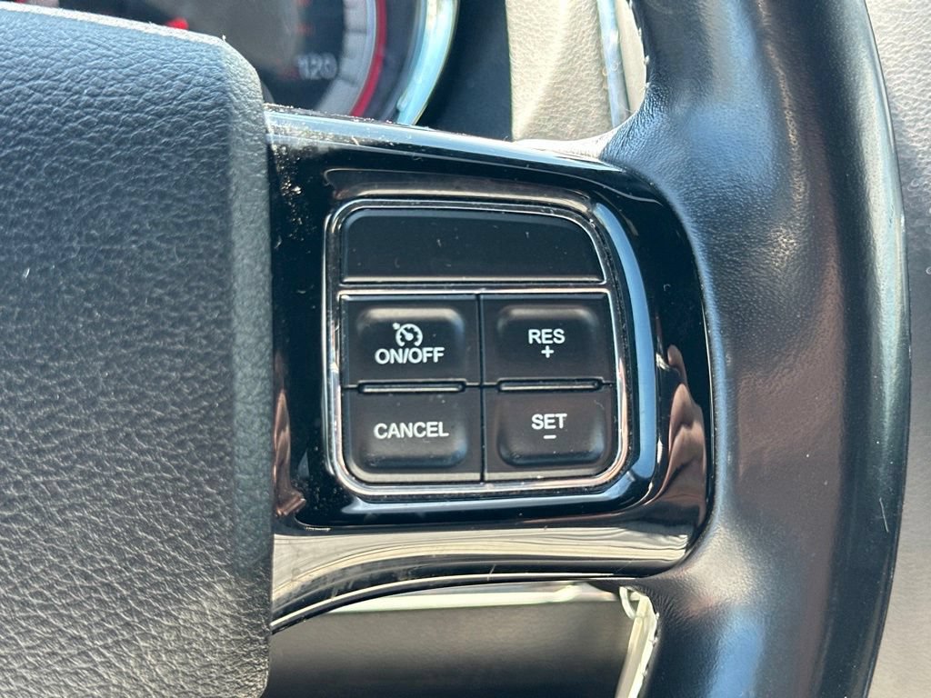 Used 2018 Dodge Grand Caravan SE FWD image 22