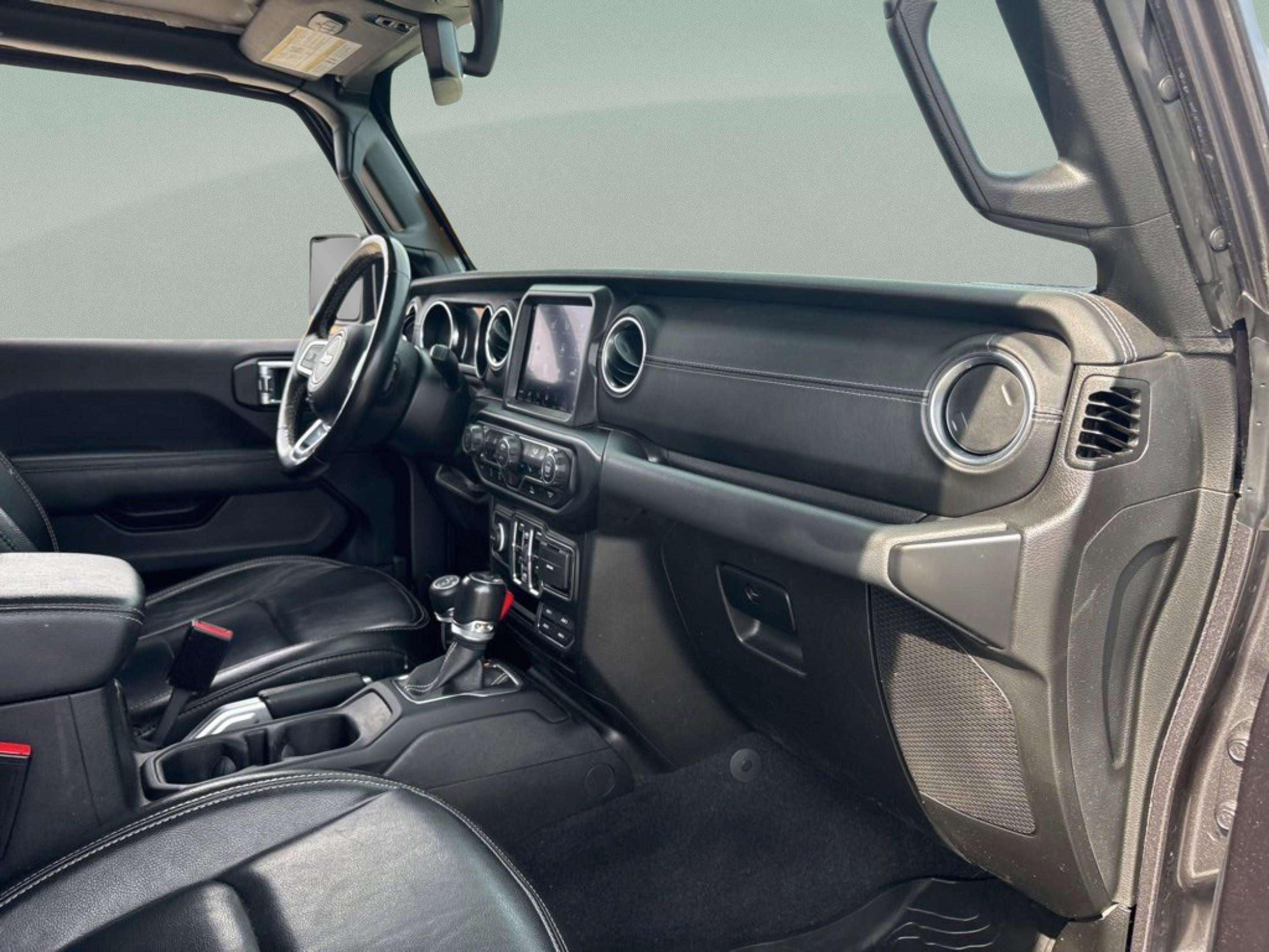 Used 2022 Jeep Wrangler Unlimited Sahara w/ LED Lighting Group image 27