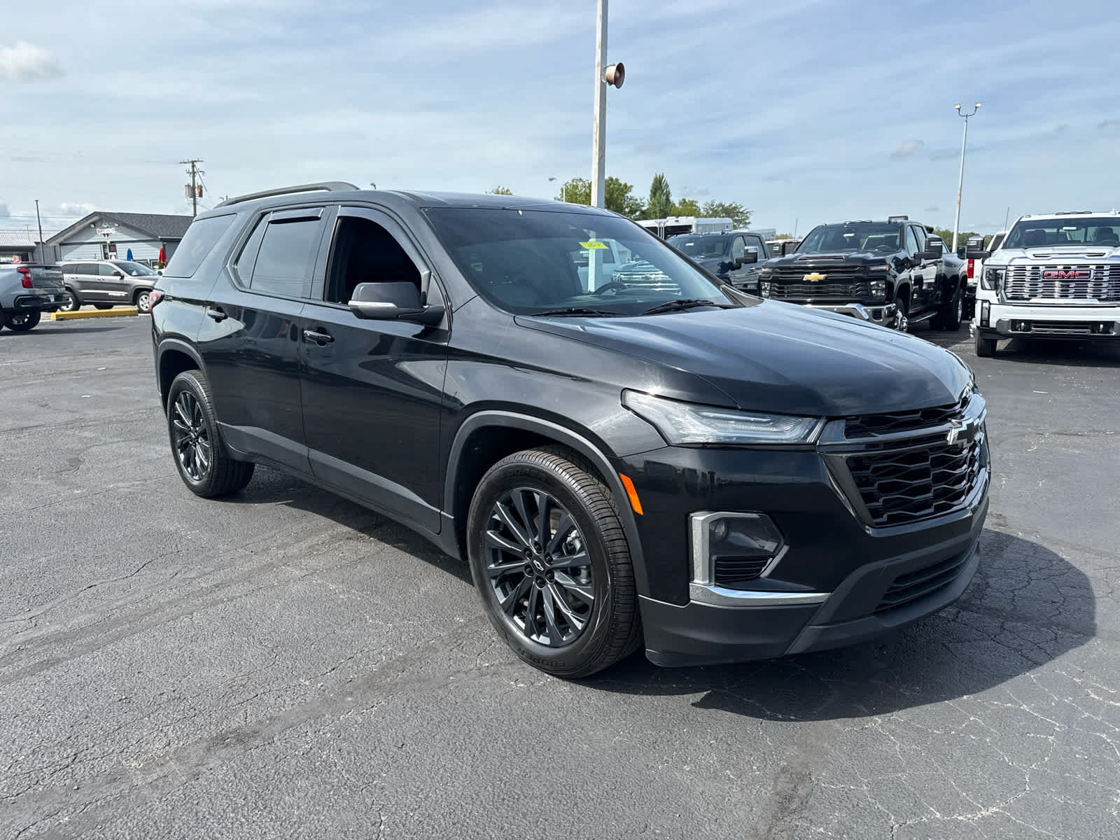 Certified 2022 Chevrolet Traverse RS w/ LPO, Floor Liner Package AWD/4WD image 7