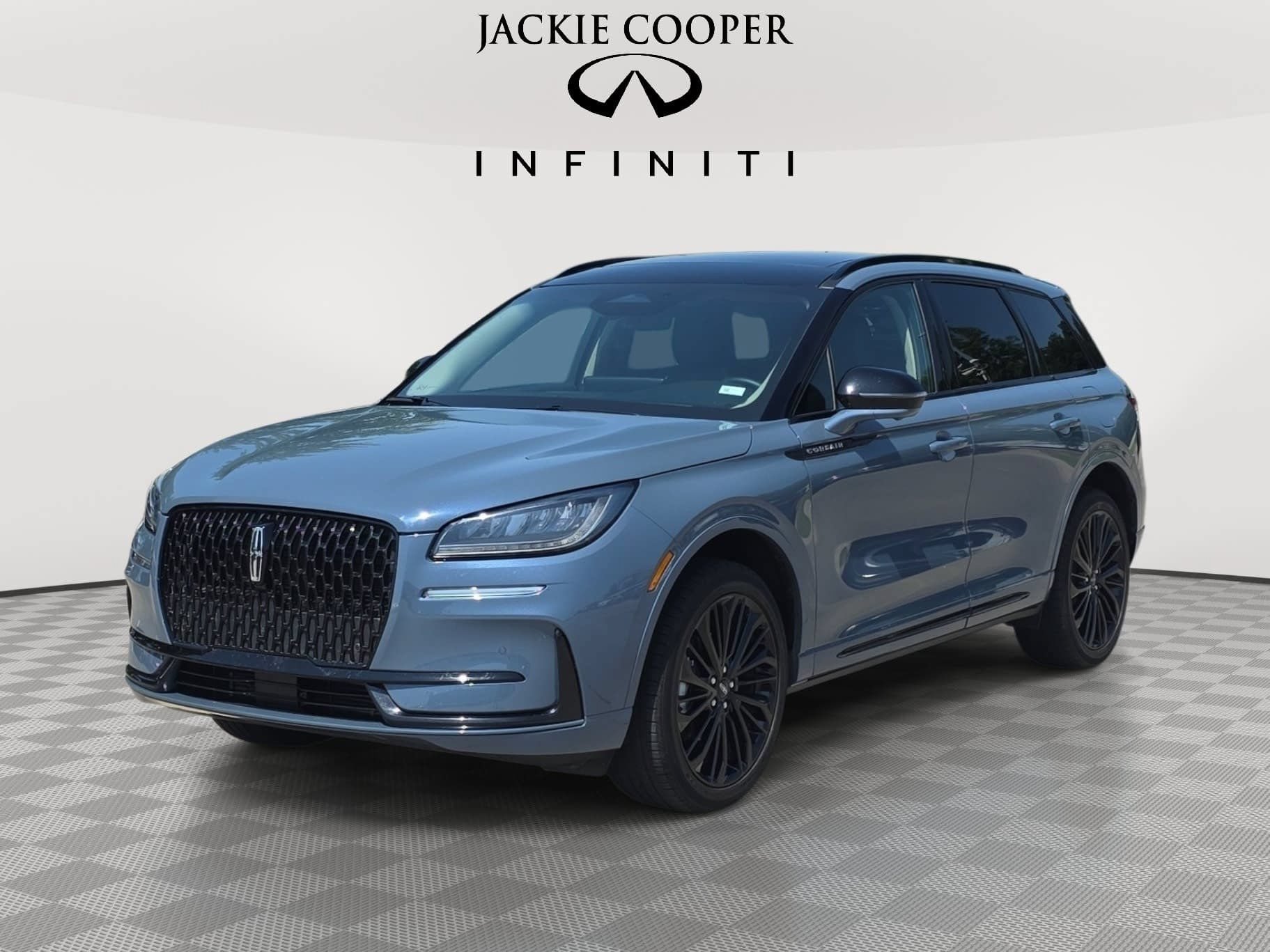 Used 2025 Lincoln Corsair FWD w/ Equipment Group 101A image 1