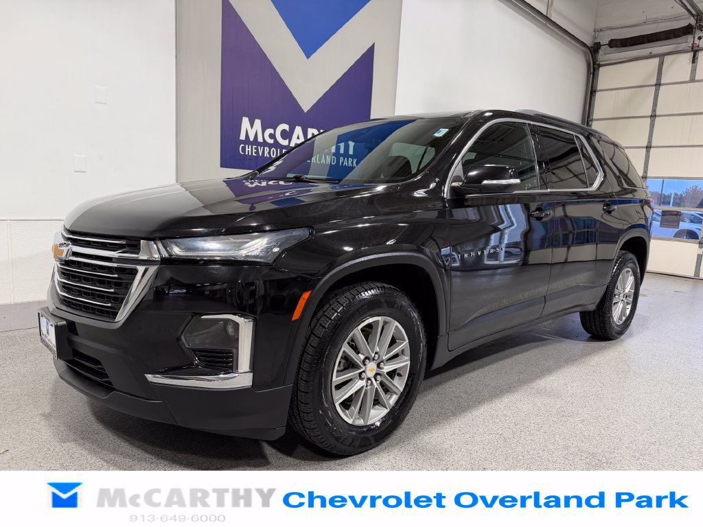 Used 2023 Chevrolet Traverse LT w/ LPO, Cargo Package FWD image 9