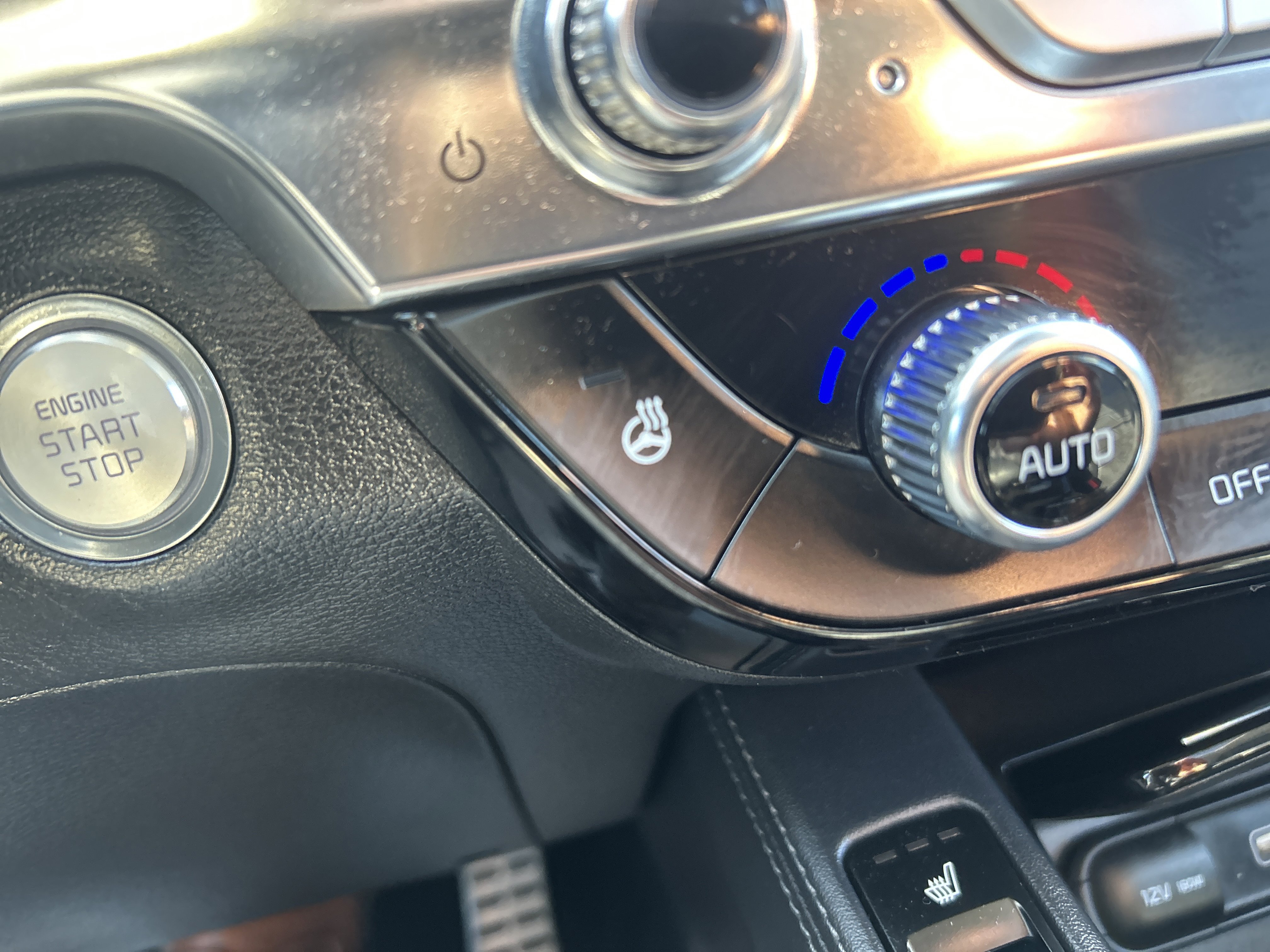 Used 2020 Kia Telluride SX w/ SX Prestige Package AWD/4WD image 32
