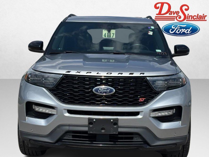 Used 2021 Ford Explorer ST w/ Equipment Group 401A AWD/4WD image 2