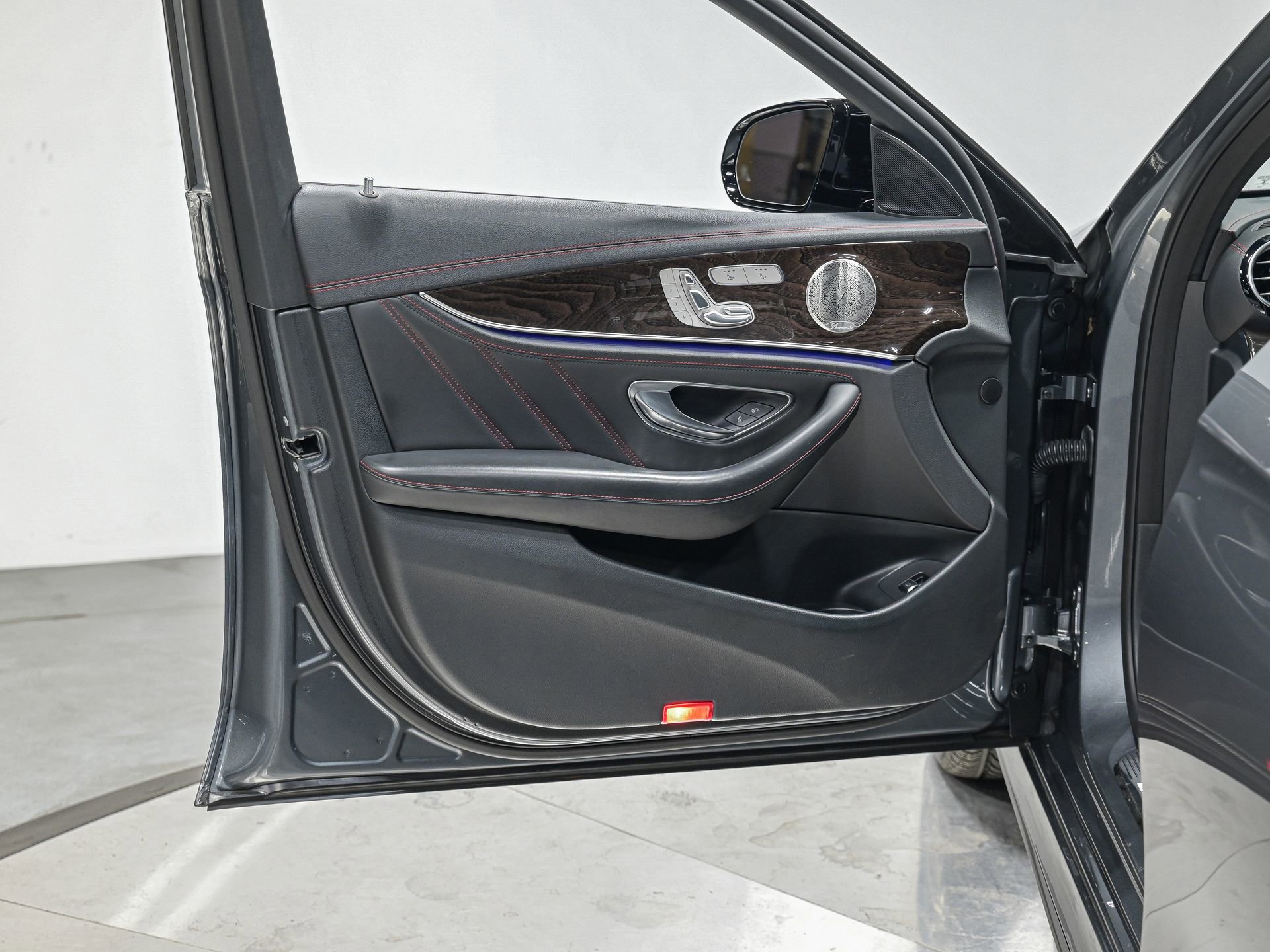 Used 2021 Mercedes-Benz E 53 AMG 4MATIC Sedan w/ Driver Assistance Package image 12