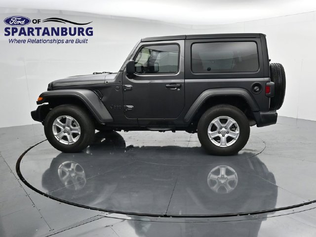 Used 2023 Jeep Wrangler Sport AWD/4WD image 4