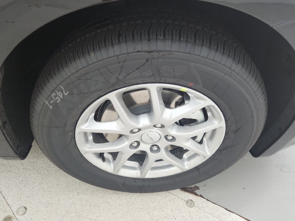 New 2027 Chrysler Pacifica LX FWD image 31