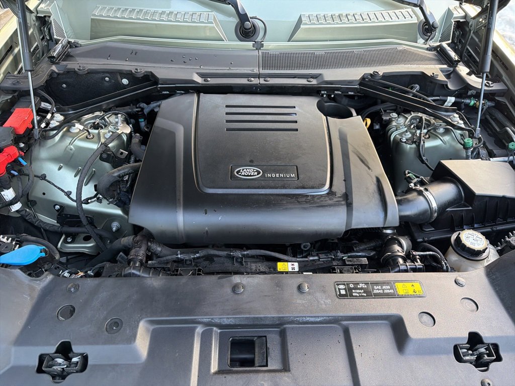 Used 2024 Land Rover Defender 110 S image 20